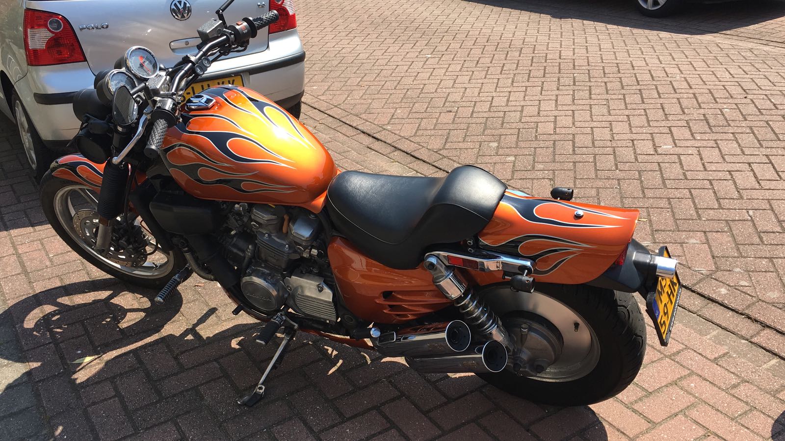 Honda motor custom paint old scool flames candy oranje www.fsb-dip.nl hydrodipping