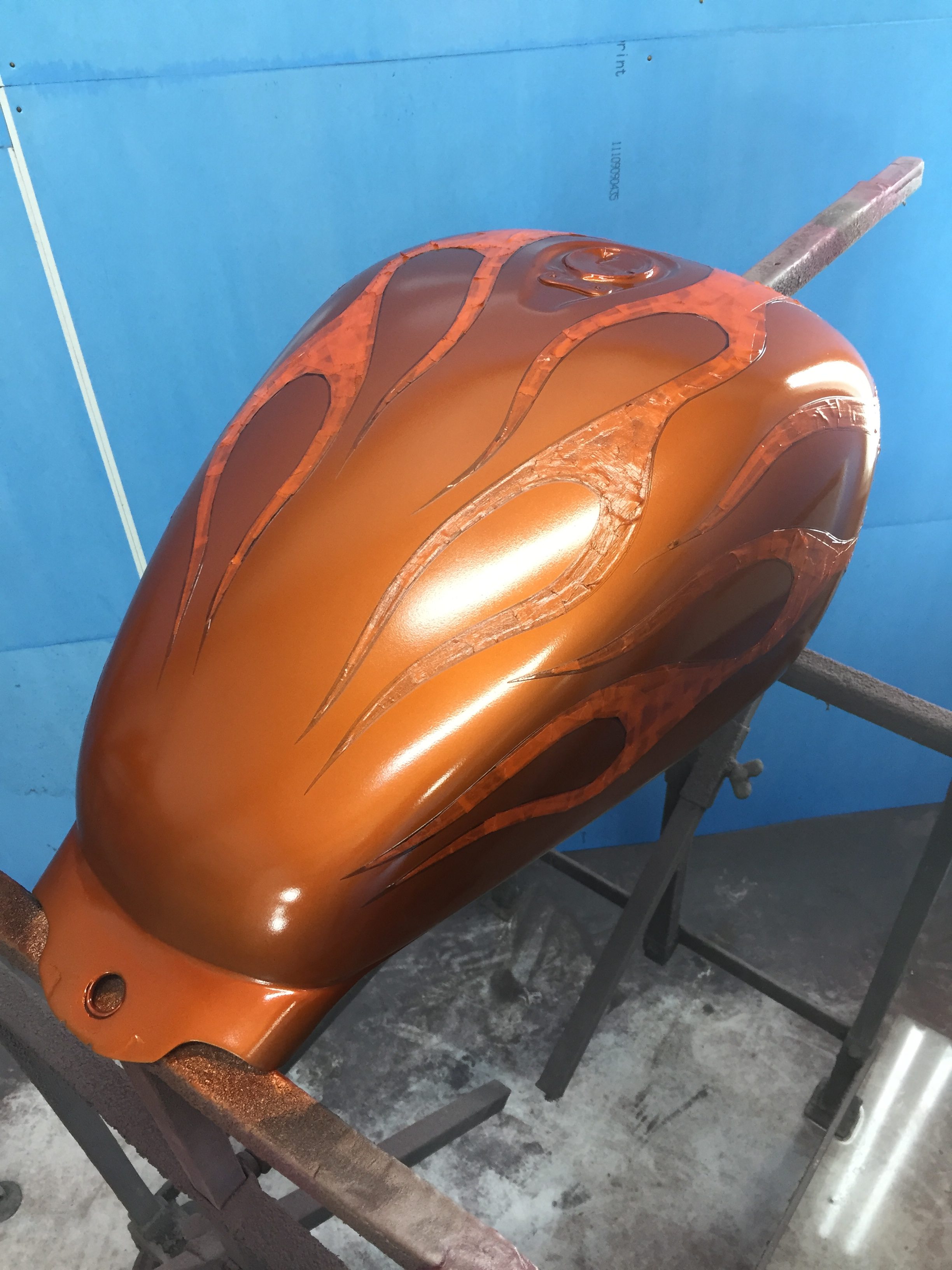 Honda motor custom paint old scool flames candy oranje www.fsb-dip.nl hydrodipping