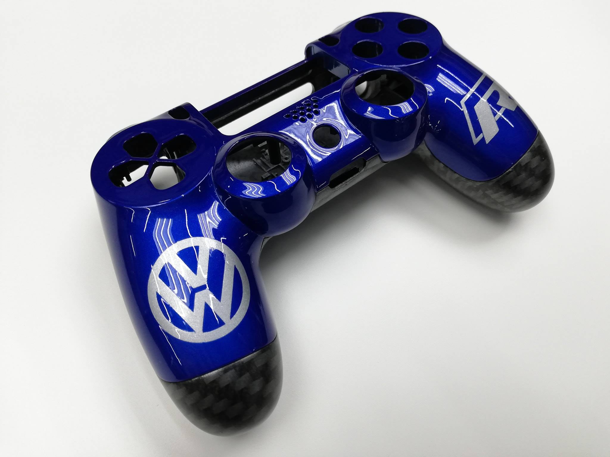 ps4 controller custom vw volkswagen golf 7 R gaming www.fsb-dip.nl hydrodipping