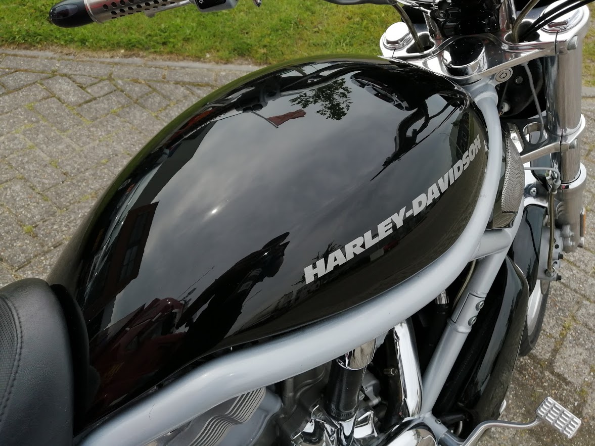 Harley davidson vrod zwart metallic fsb-dip.nl hydrodipping