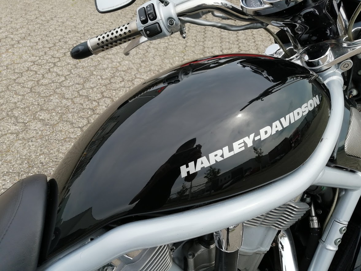 Harley davidson vrod zwart metallic fsb-dip.nl hydrodipping