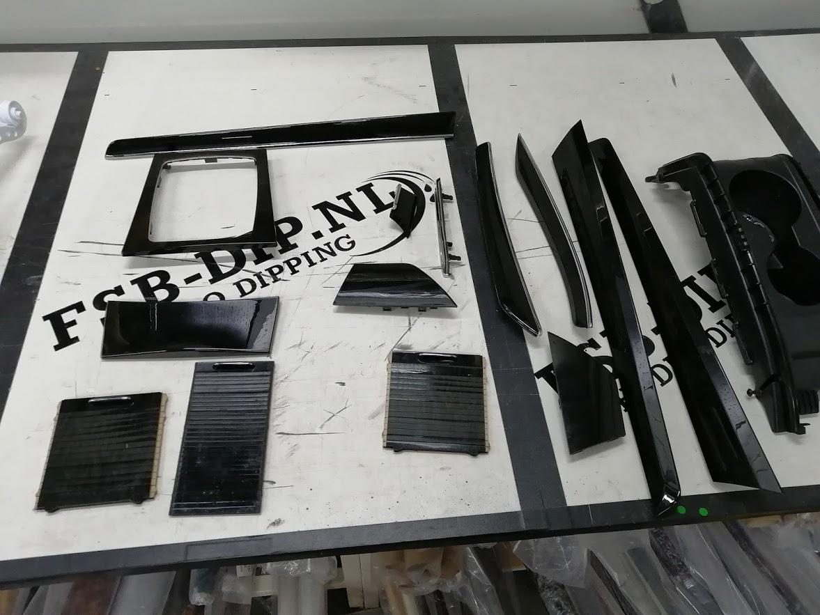 Mercedes-Benz E200 cabrio notenhout