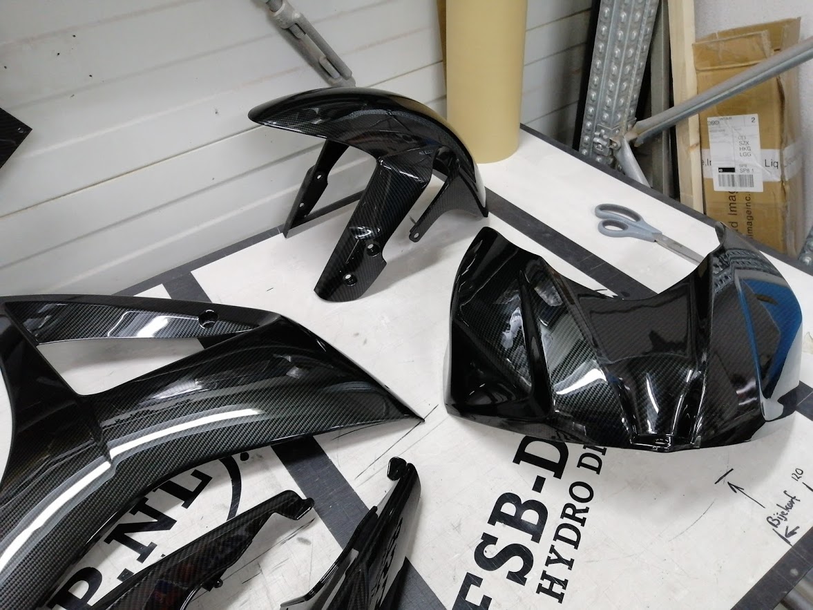 suzuki gsxr1000 carbon fiber hydrodip candy red