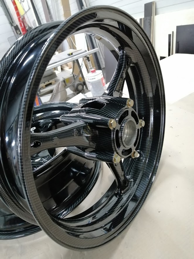 suzuki gsxr 1000 velgen carbon hydrodip