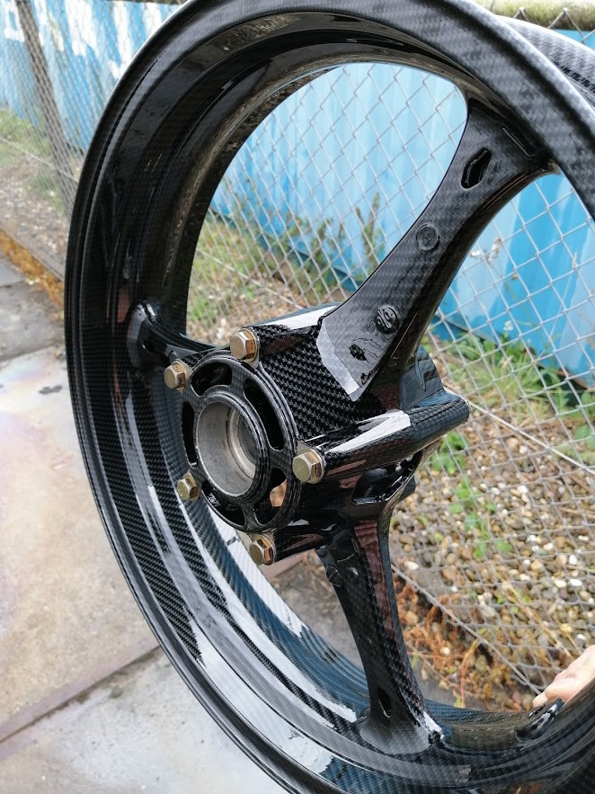 suzuki gsxr 1000 velgen carbon hydrodip