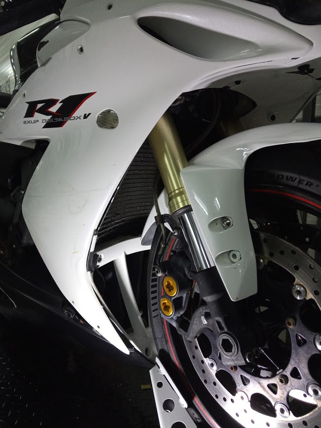 yamaha r1 parelmoer wit schade herstel fsb-dip.nl