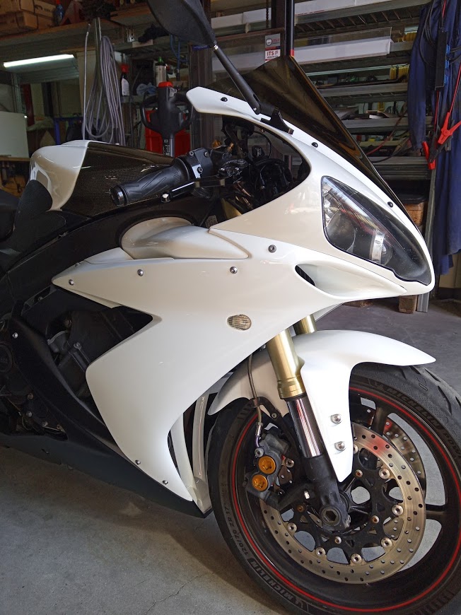 yamaha r1 parelmoer wit schade herstel fsb-dip.nl