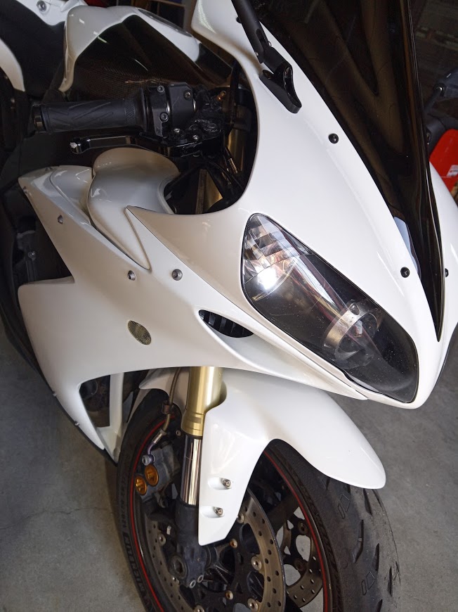 yamaha r1 parelmoer wit schade herstel fsb-dip.nl