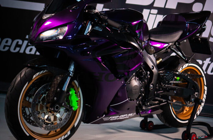 Honda CBR1000RR – Full Custom