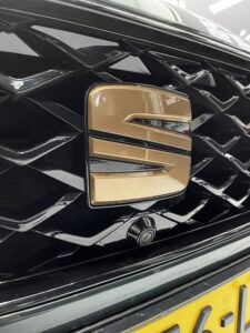 1F4C0309 1089 4F8D 8B7B 17FF4F7EE4E7 225x300